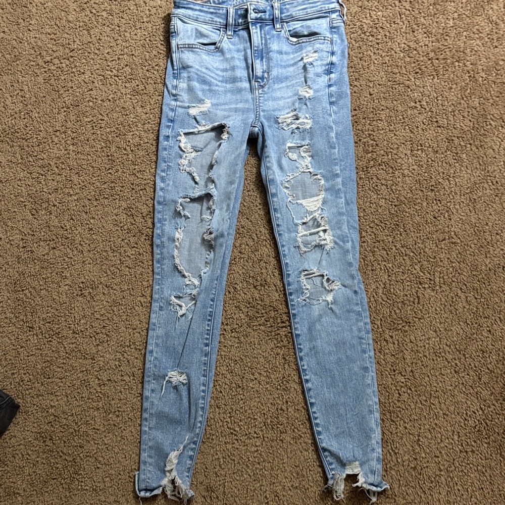 American Eagle Outfitters Light Blue Distressed Skinny Jeans